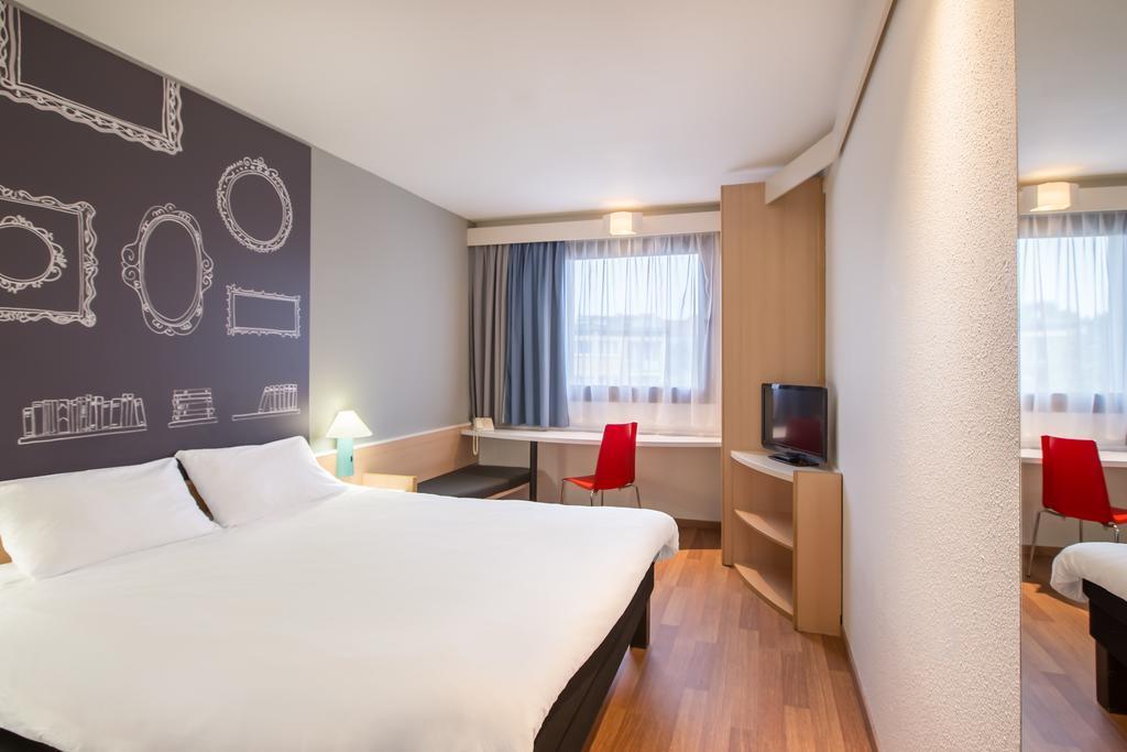 Ibis Szczecin Centrum Екстериор снимка