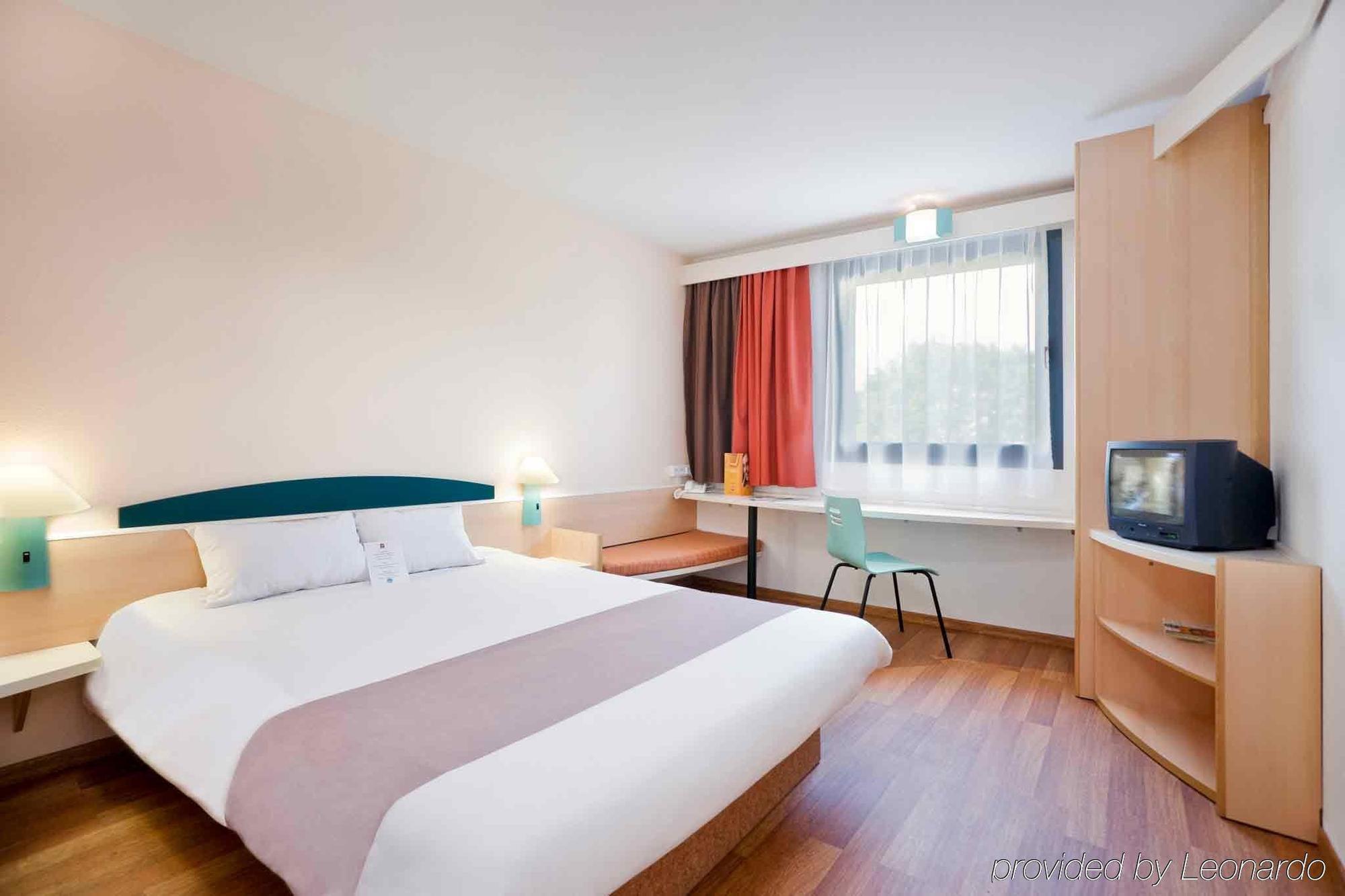 Ibis Szczecin Centrum Екстериор снимка